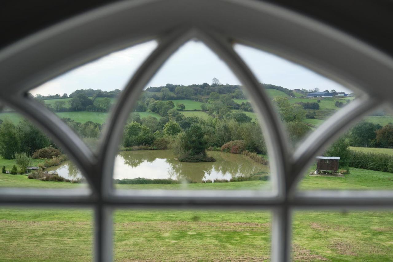 Heron House At Millfields Farm Cottages Hognaston Buitenkant foto